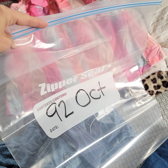 Toddler Girl Bundle Clothes Jean Dress Skirt Sweater Comfy Dress Cozy 24 months - Picture 16 of 16